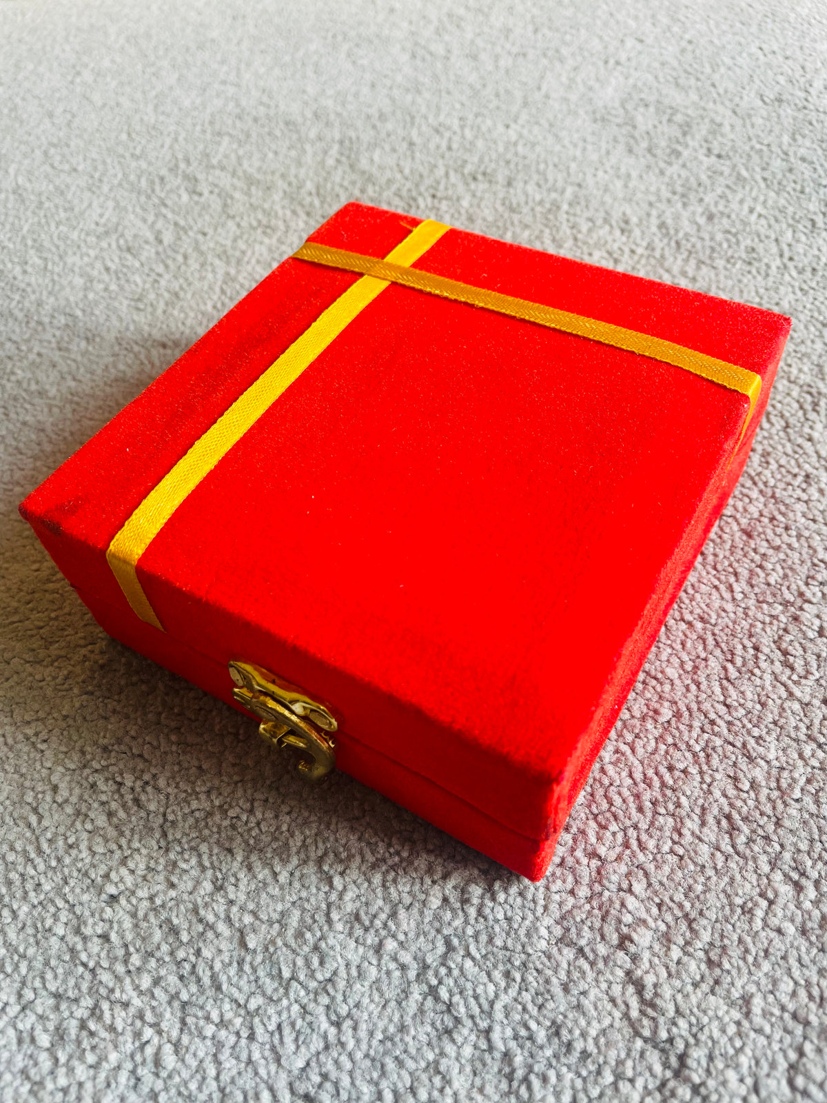 Shubh Tilak – Traditional Indian Bowl & Tilak Stick Gift Set