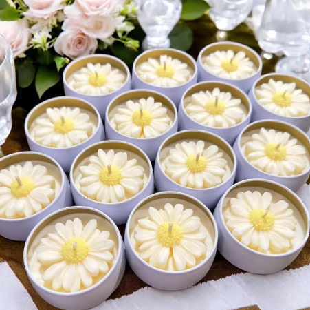 🌺 Flower-Shaped Tealight Candles – Set of 8 🕯️✨