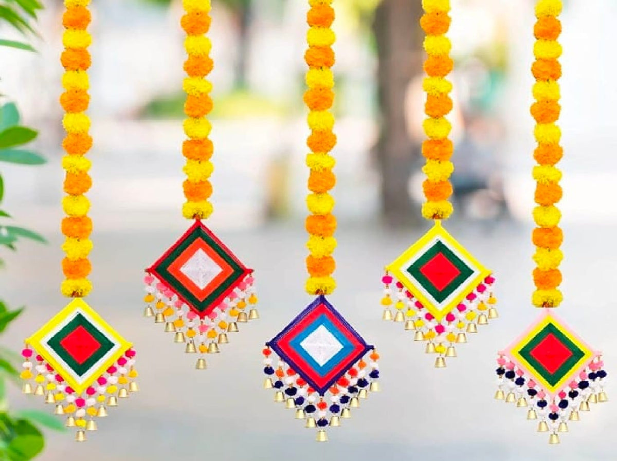 Diwali Flower Lines – Mixed Colour Marigold Flowers