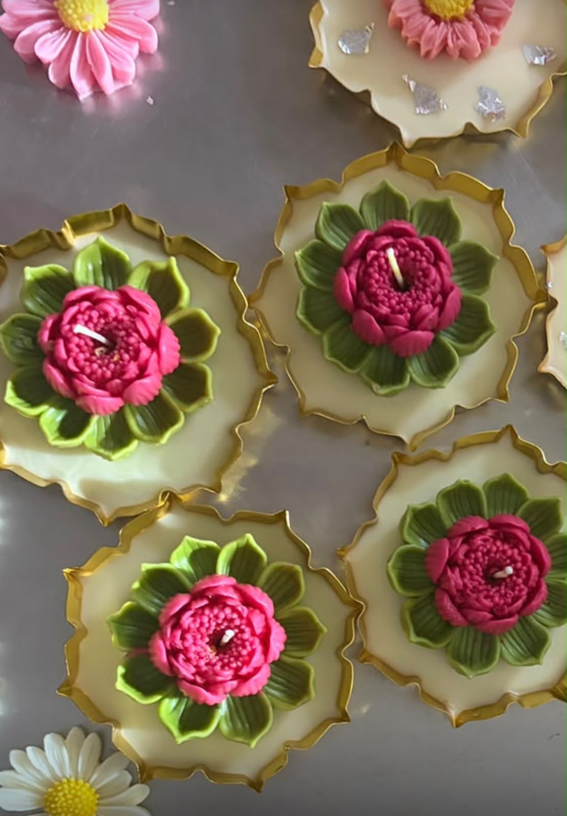 🪷 Lotus Urli Candles – Set of 2 ✨